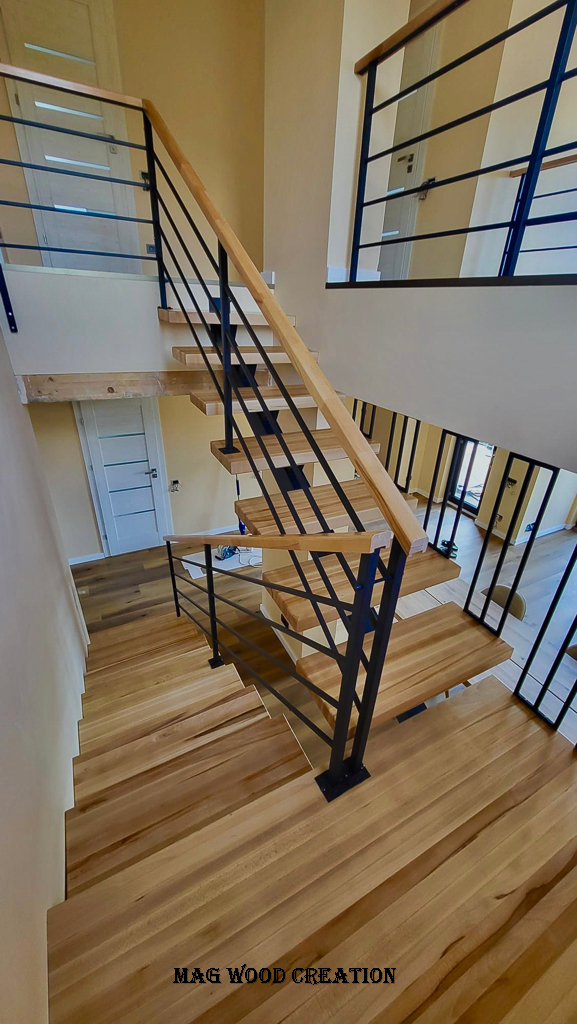 trepte din lemn masiv