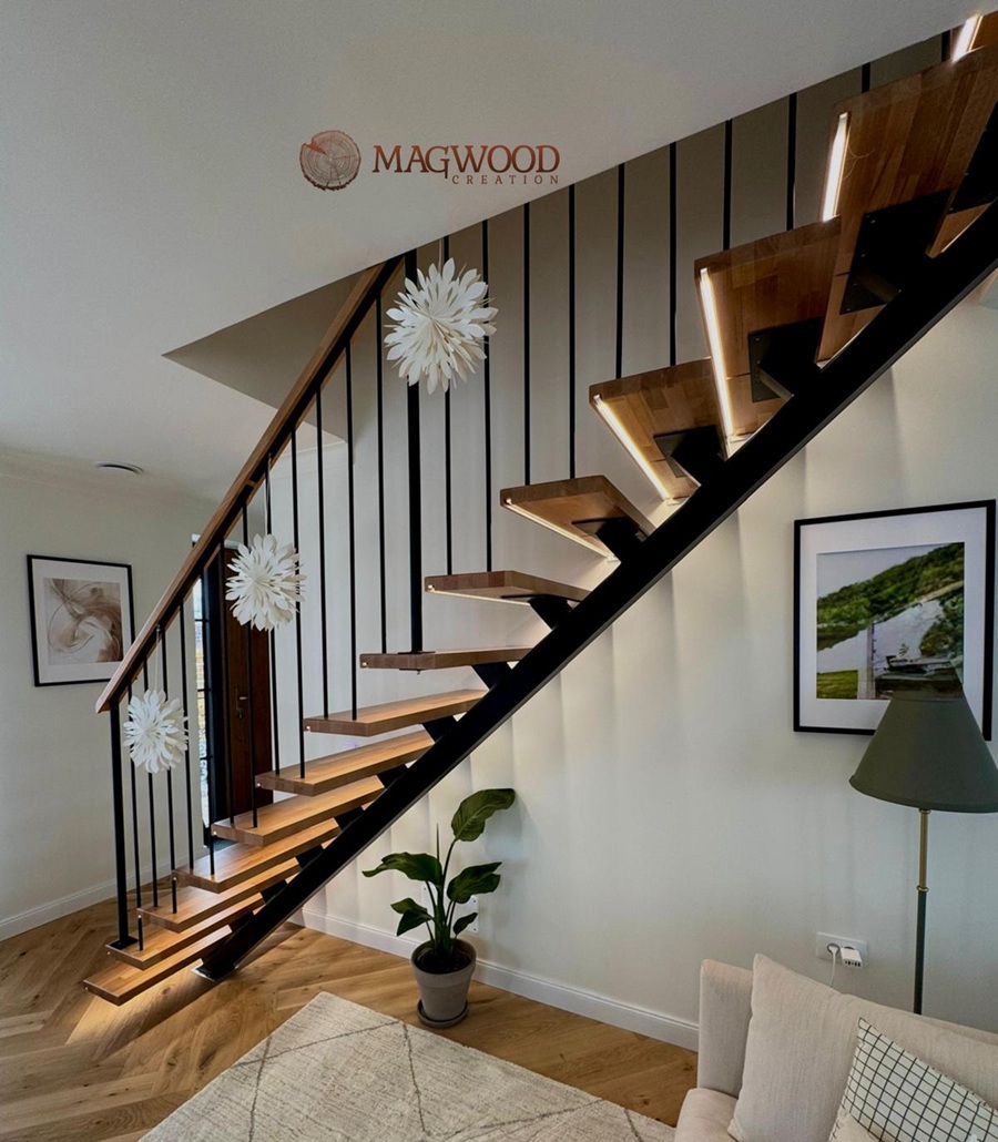 Scara-interioara-cu-vang-metalic-si-trepte-lemn-3